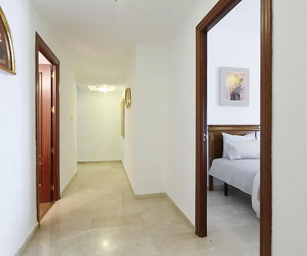 Piso En Calle Recogidas Appartement Granada